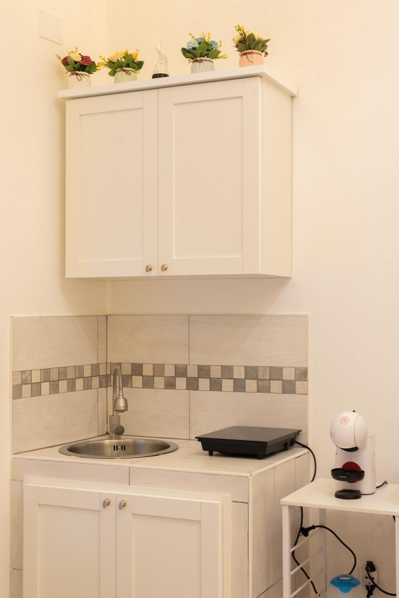 Apartamento House Benedetta Centro Di Napoli Exterior foto