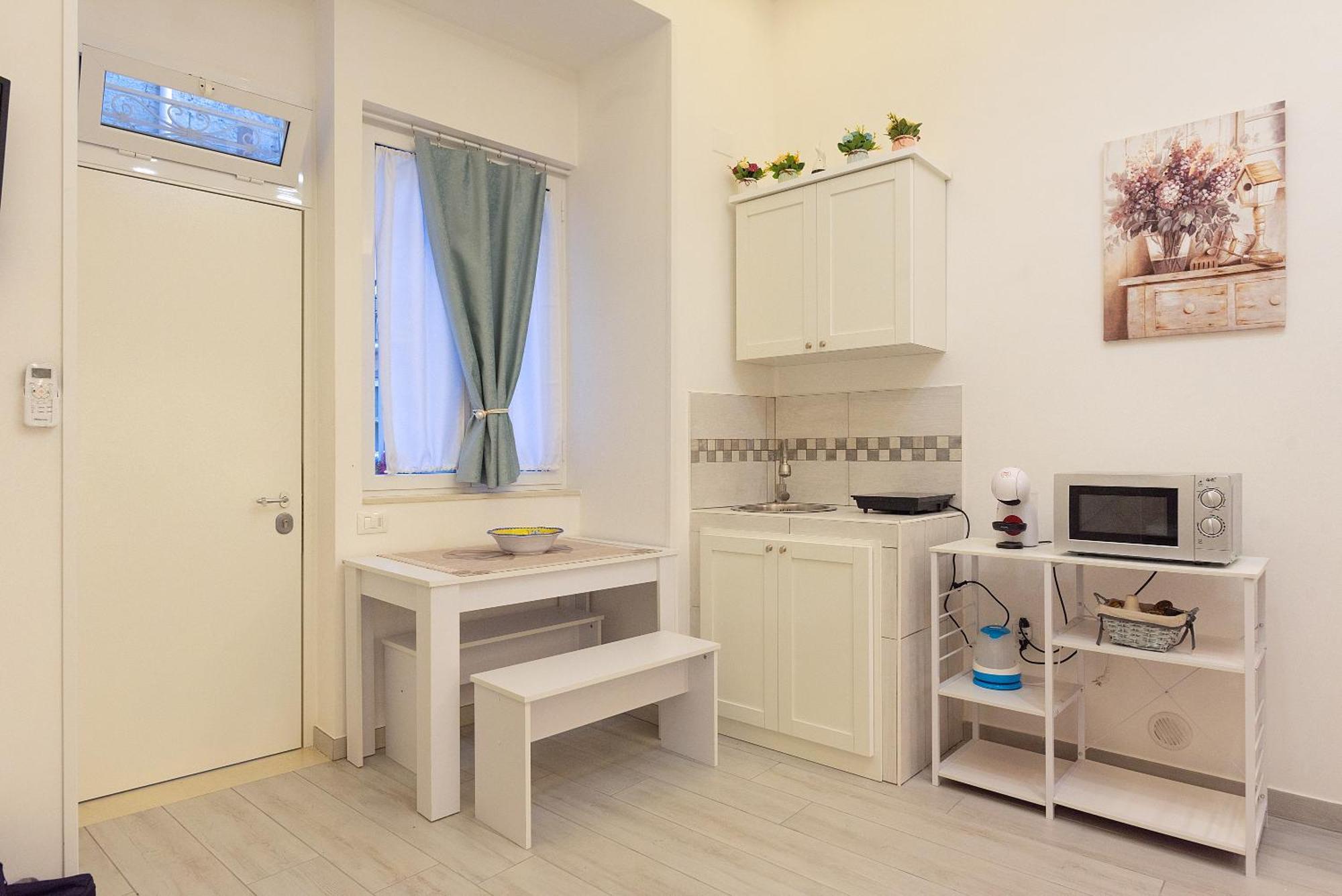 Apartamento House Benedetta Centro Di Napoli Exterior foto